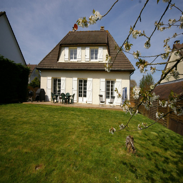 Offres de vente Maison Saint-Arnoult-en-Yvelines 78730